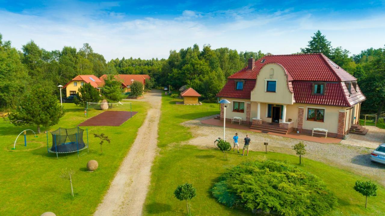 Sielanka - Domki I Pokoje Pod Leba Zarnowska Exteriör bild